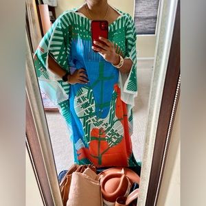 Satin Kaftan in One Size with Horse Motif💥